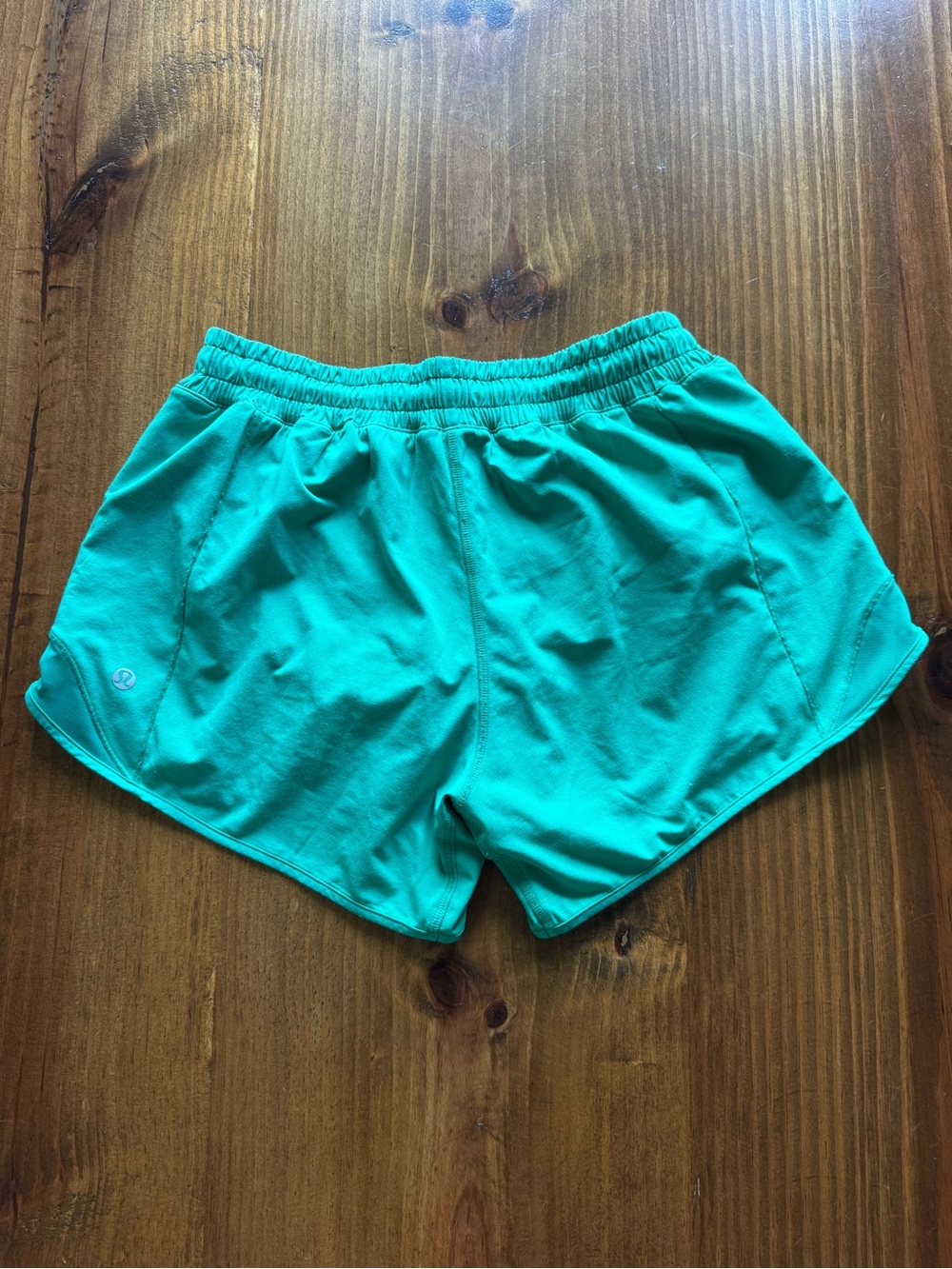 Lululemon hotty hot short - Picture 2 of 3